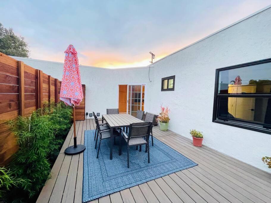 Spanish Casita - Post-Century Modern Home Centrally Located San Diego Exterior photo